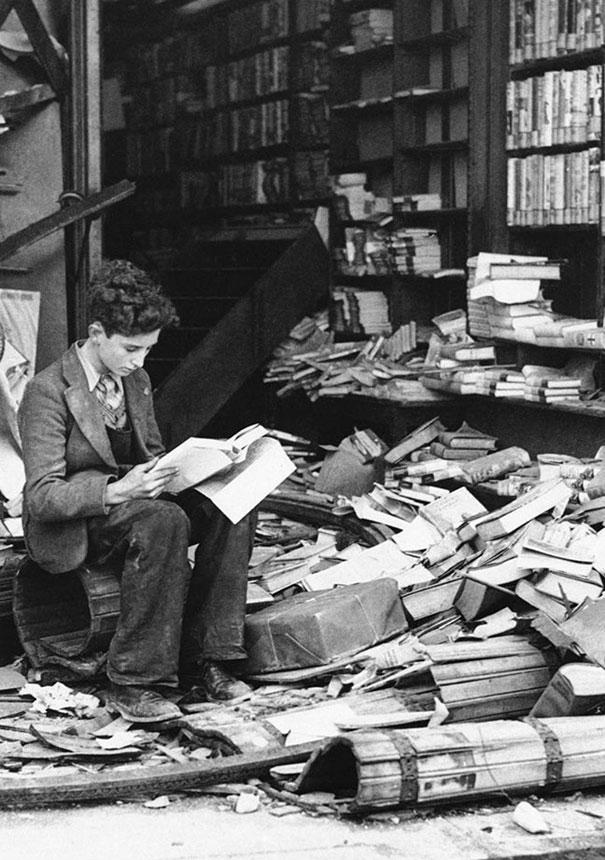 must-see-black-and-white-historic-moments-14
