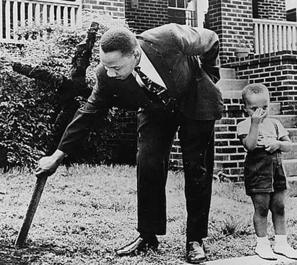 must-see-black-and-white-historic-moments-18