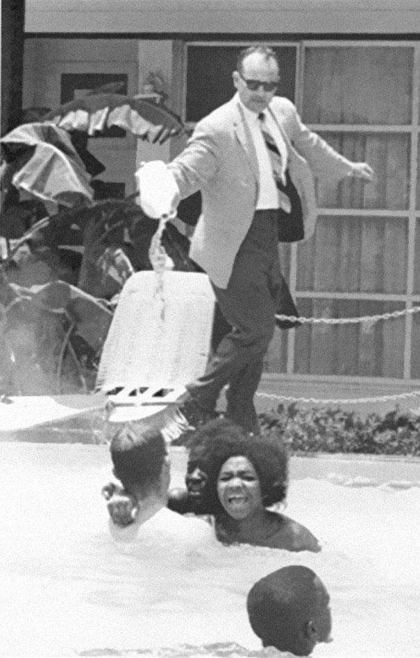 must-see-black-and-white-historic-moments-19
