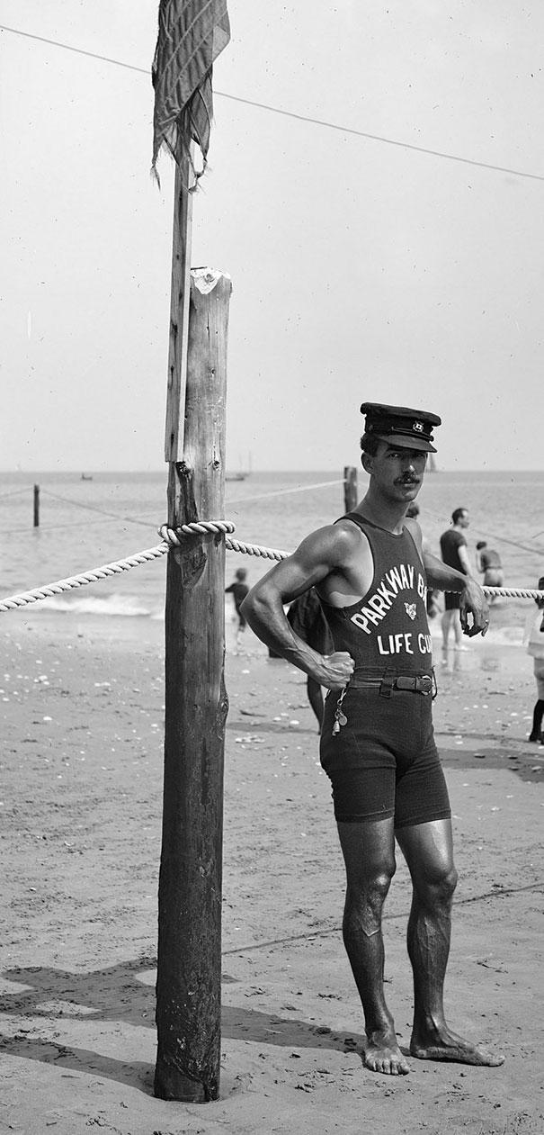 must-see-black-and-white-historic-moments-20