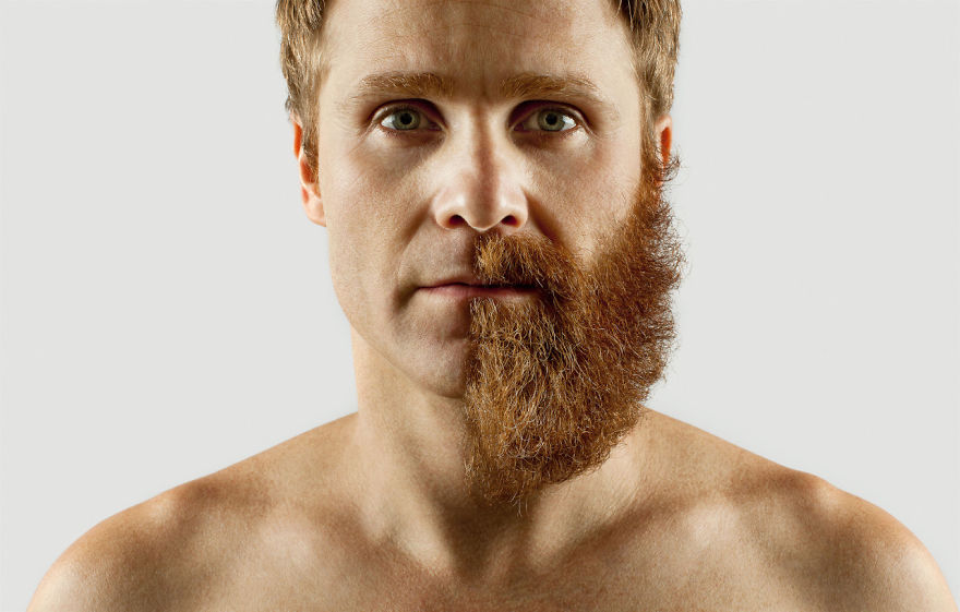 Artista Completa La Sua Mezza Barba Rasata Con Oggetti Casuali artista-completa-la-sua-mezza-barba-rasata-con-oggetti-casuali