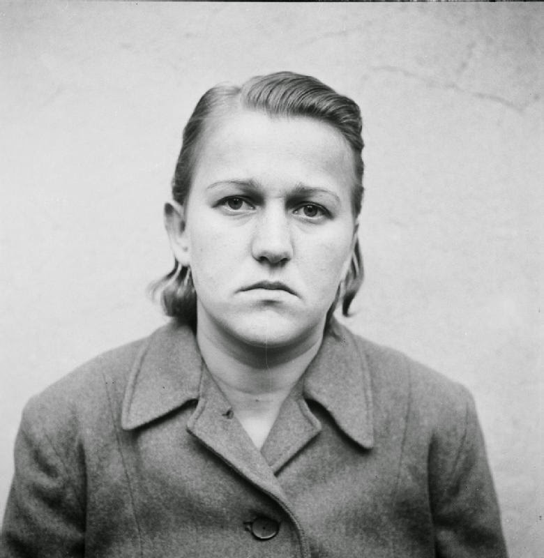 guardie-donne-campo-concentramento-femminile-nazista-10