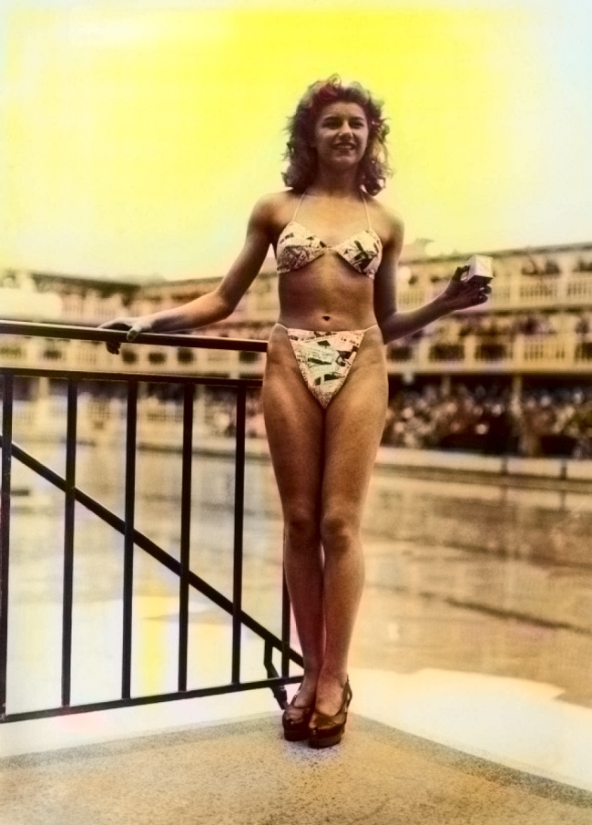 Costume da sales bagno anni 40