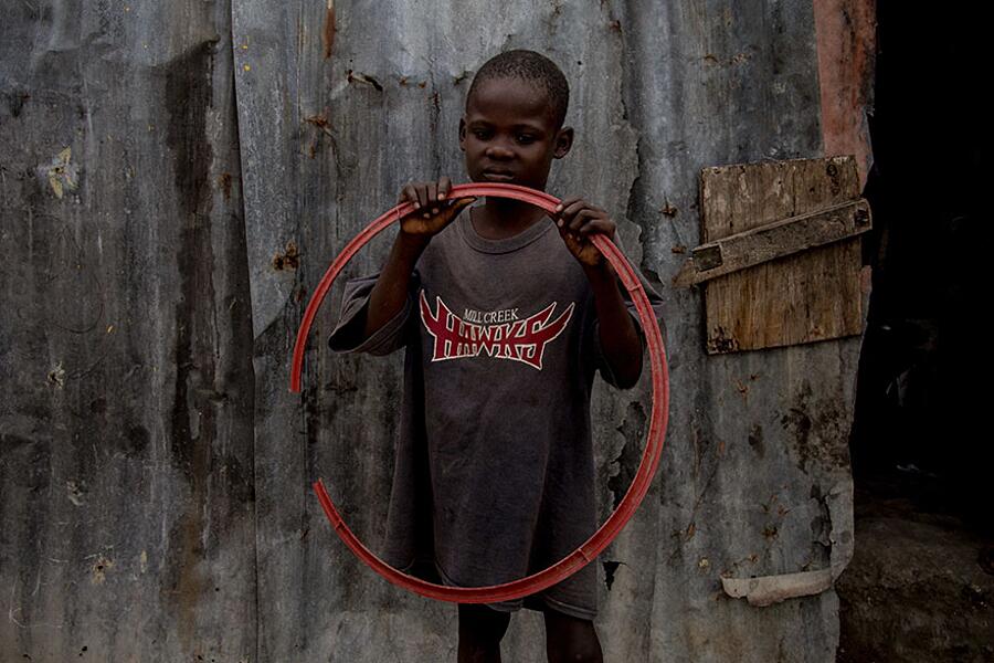 Giocattolo preferito da bambini di tutto il mondo con redditi diversi Giocattolo preferito da bambini di tutto il mondo con redditi diversi