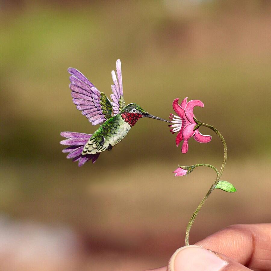 Bellissime Miniature Di Uccelli In Carta Intagliata