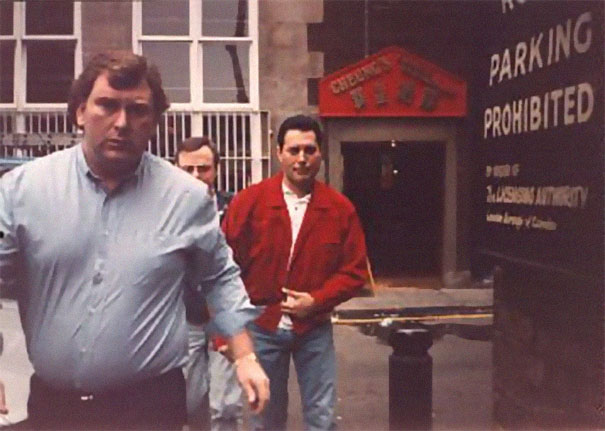 11 Rare Foto Di Freddie Mercury Scattate Dai Paparazzi Prima Della Sua Morte