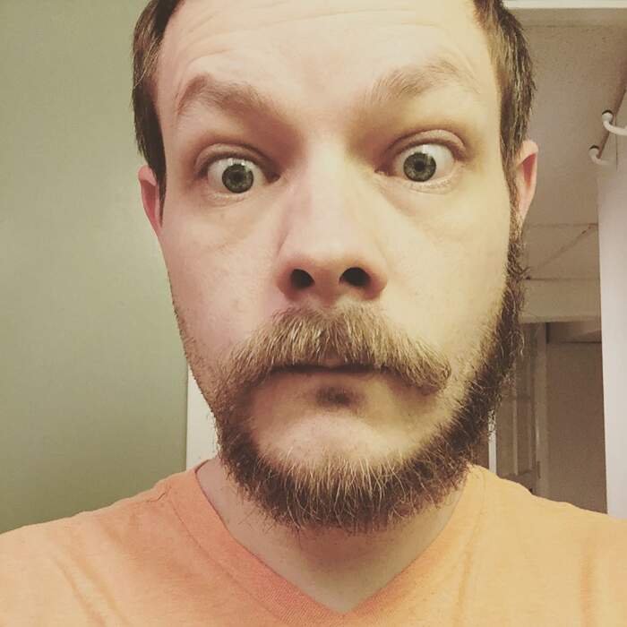 Monkey tail beard - barba a coda di scimmia Monkey tail beard - barba a coda di scimmia