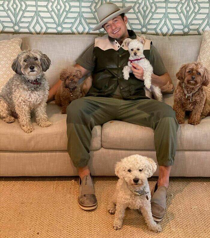 VIP e personaggi famosi con i loro cani VIP e personaggi famosi con i loro cani