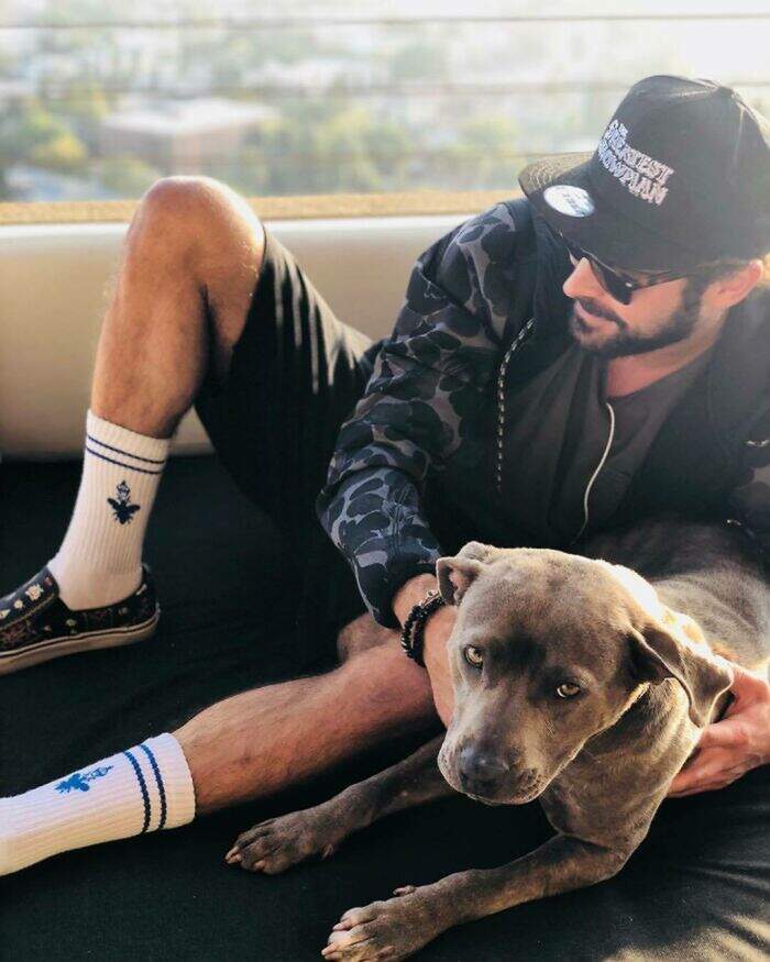 VIP e personaggi famosi con i loro cani VIP e personaggi famosi con i loro cani
